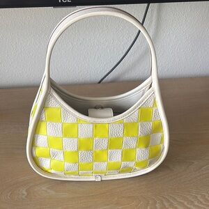 Chic Yellow and White Shoulder Bag Coachtopia